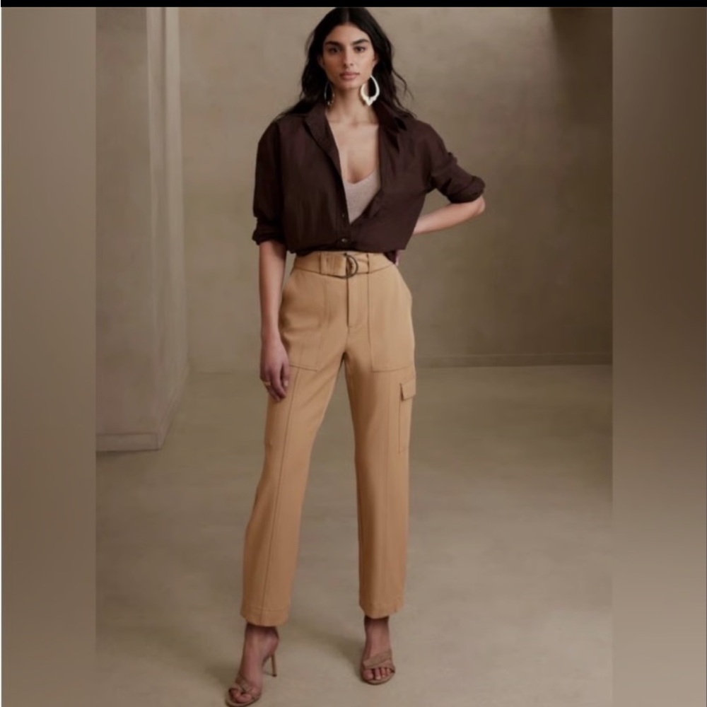 Banana Republic Cargo Pants - beige